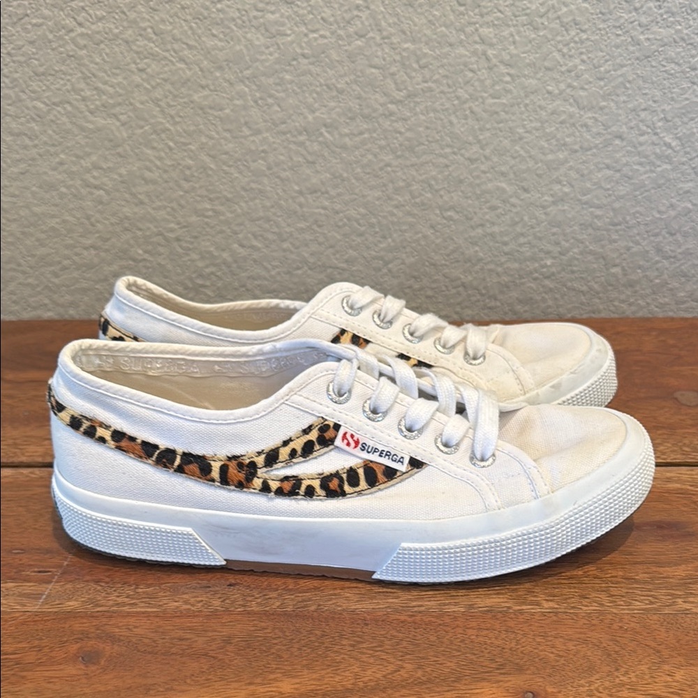 Superga Sneakers